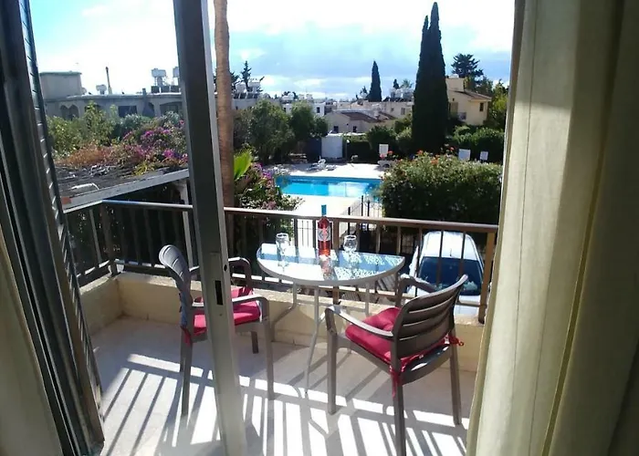 \'Chez Antoine\' Pool-View 5Min From Sea