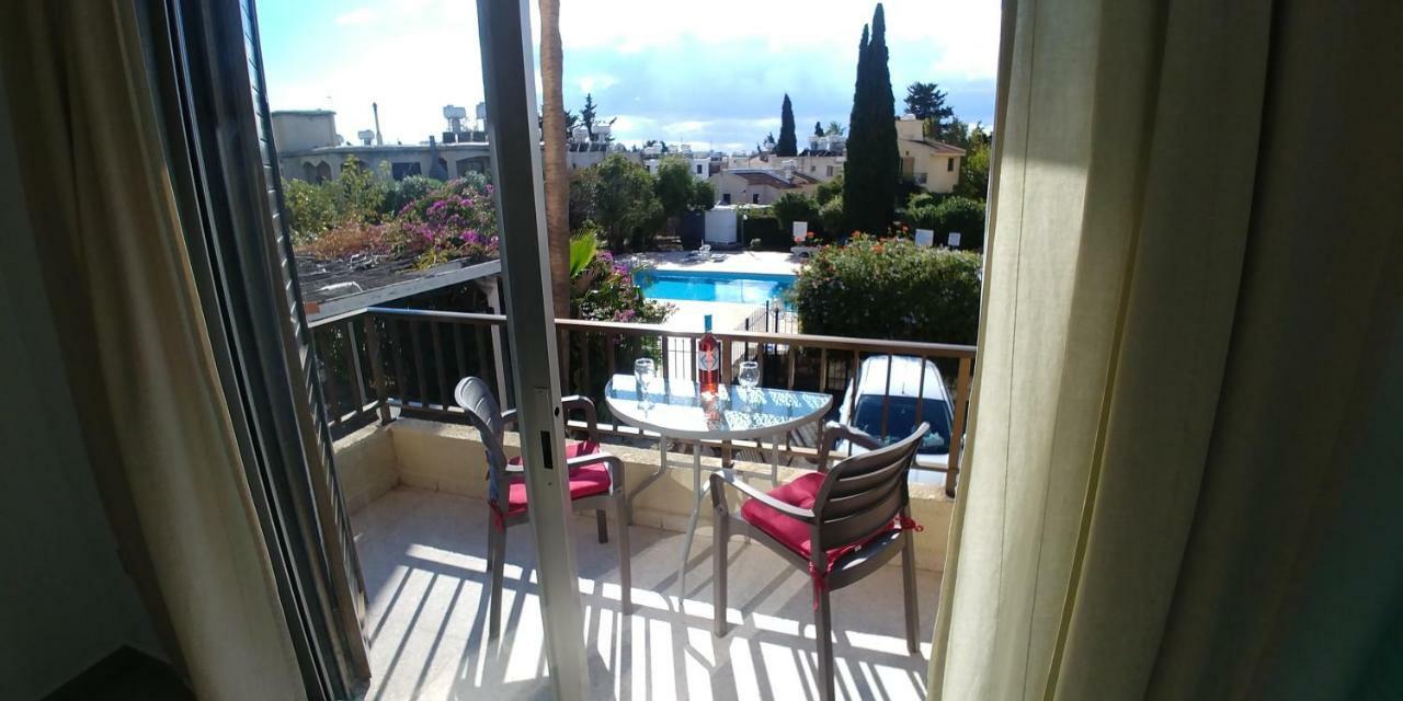 'chez Antoine' Pool-view 5min From Sea Apartament Pafos