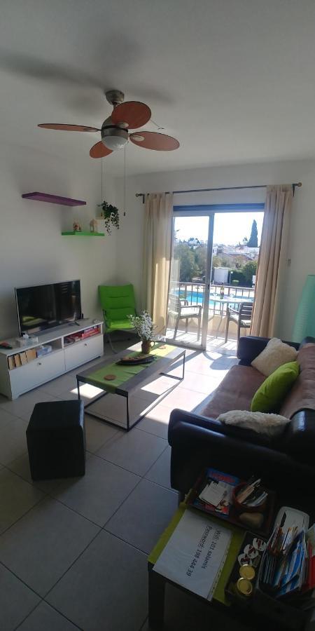 'chez Antoine' Pool-view 5min From Sea Apartment